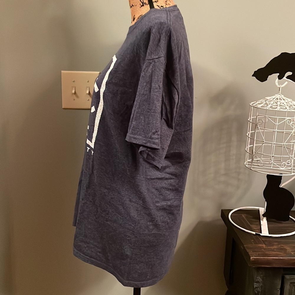 MV Sport New York City t-shirt. Size large. - Picture 4 of 7